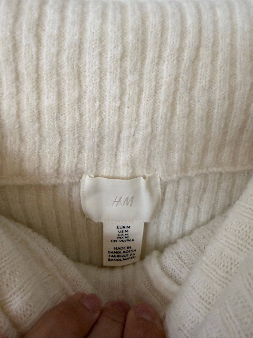 H&M Rib Knit Off-Shoulder Dress - Picture 4 of 4